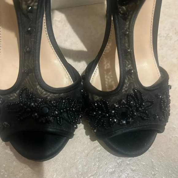 Blue‎ Betsey Johnson Black SB- Holly Heels Satin Beaded T-Strap Heels. Size 8.5 - Picture 6 of 16